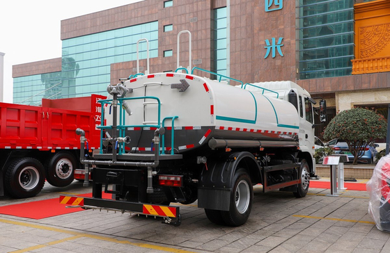 Sprinkler Water Tanker Truck JAC 4×2 Single Axle 200hp Diesel Engine 10 Cubic Tanker